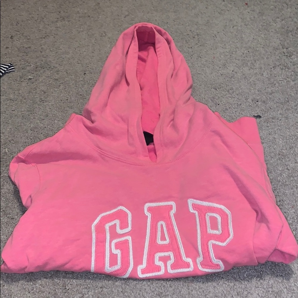 Gap sweater